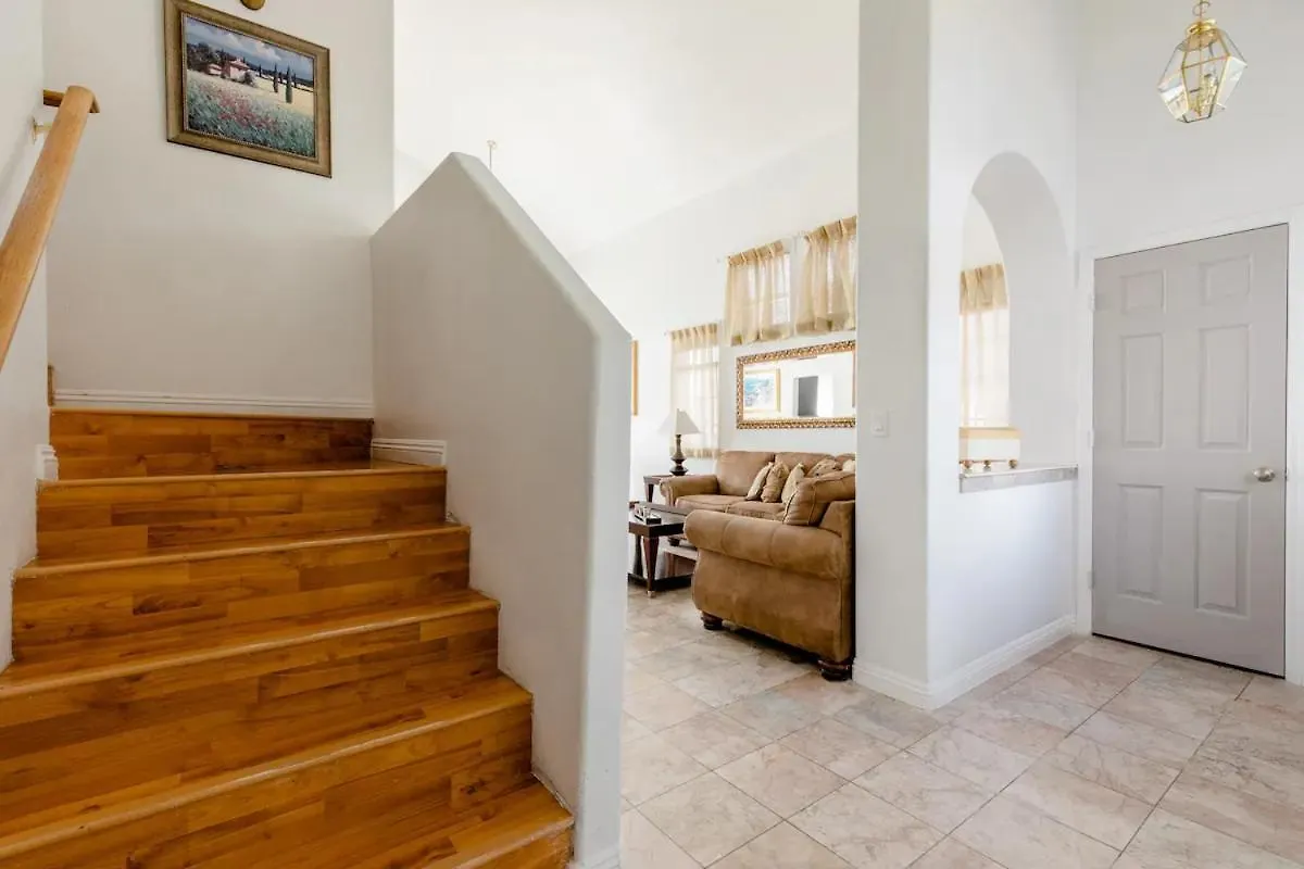 Rose Canyon- 5 Bedroom Home In Las Vegas